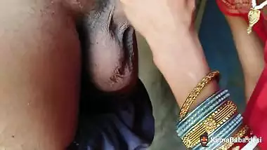 A village lady gets fuck by her stepbrother in desi sex