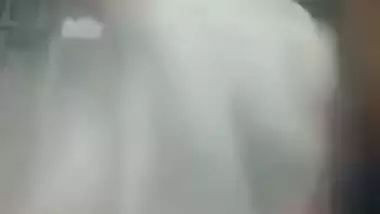 Narayanganj girl masturbating using banana MMS video