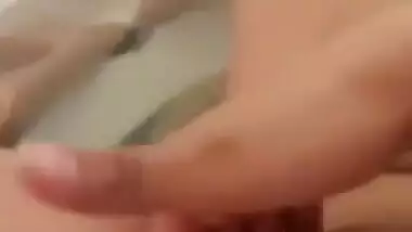 PAKI NRI BHABHI SELFPLAY VIDEOS COMP.
