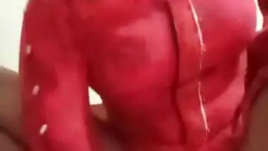 Horny girlfriend masturbating xxx pussy with rod