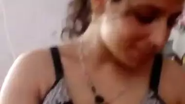 Pregnant wife blowjob and nude body showing viral sex