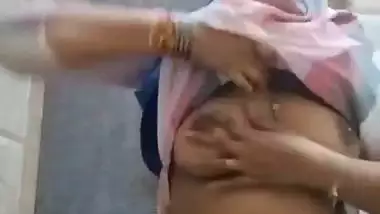 Tamil sales girl nude and pissing videos making for lover