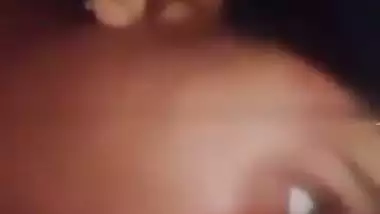 Village lady enjoys deep blowjob and desi chudai